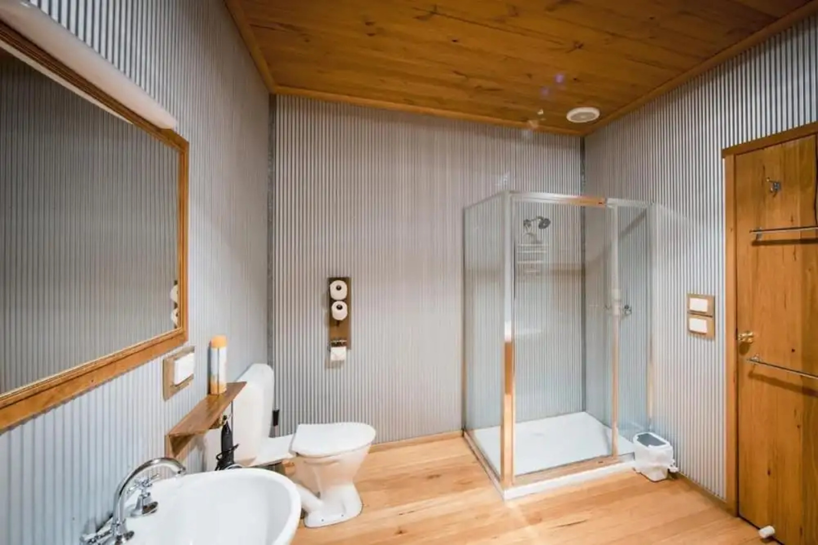 Sanctuary Park Cottages