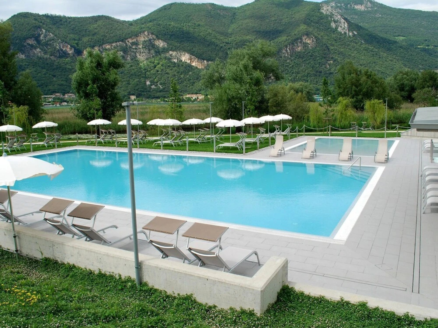 Luxury Cottage in Iseo With Swimming Pool