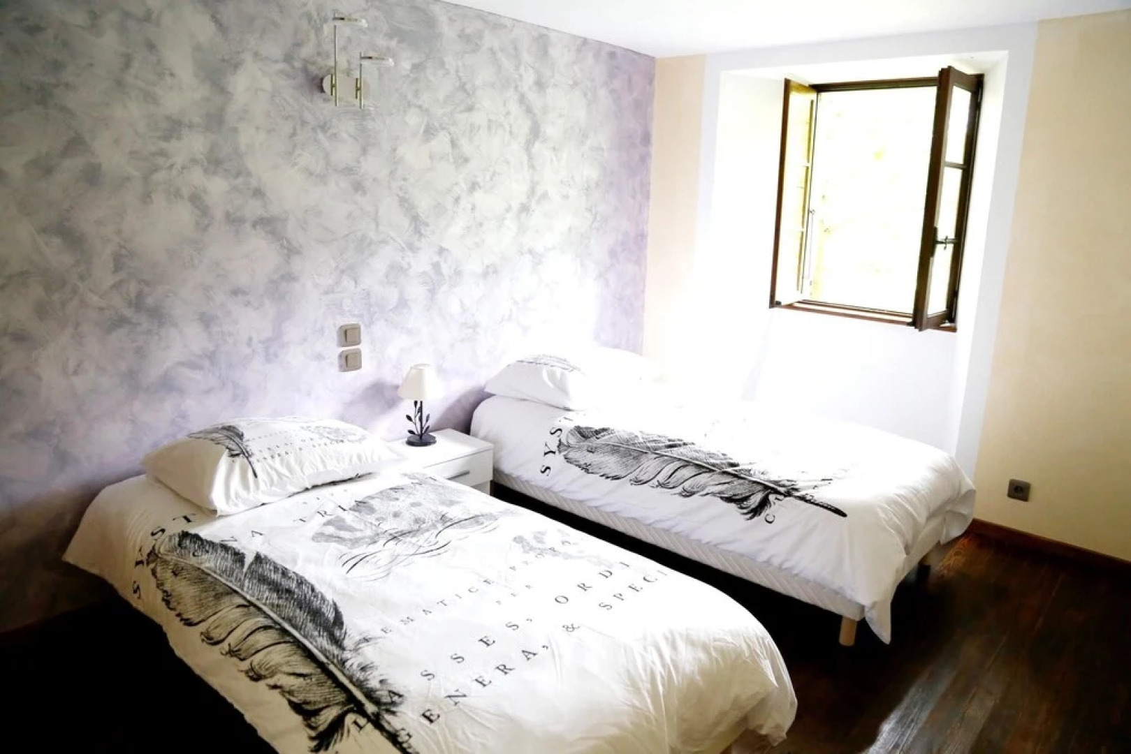 House With 3 Bedrooms in Usclades-et-rieutord, With Wonderful Lake Vie