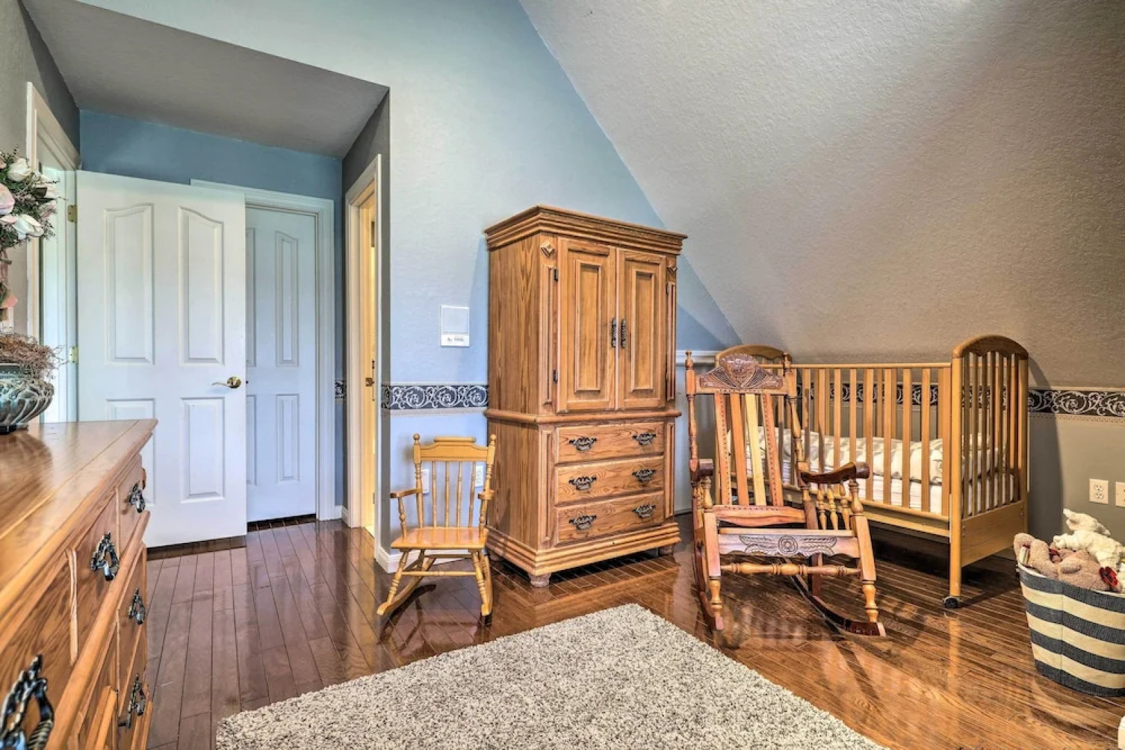 Extravagant 4,500 Sq Ft Home in Hill Country!