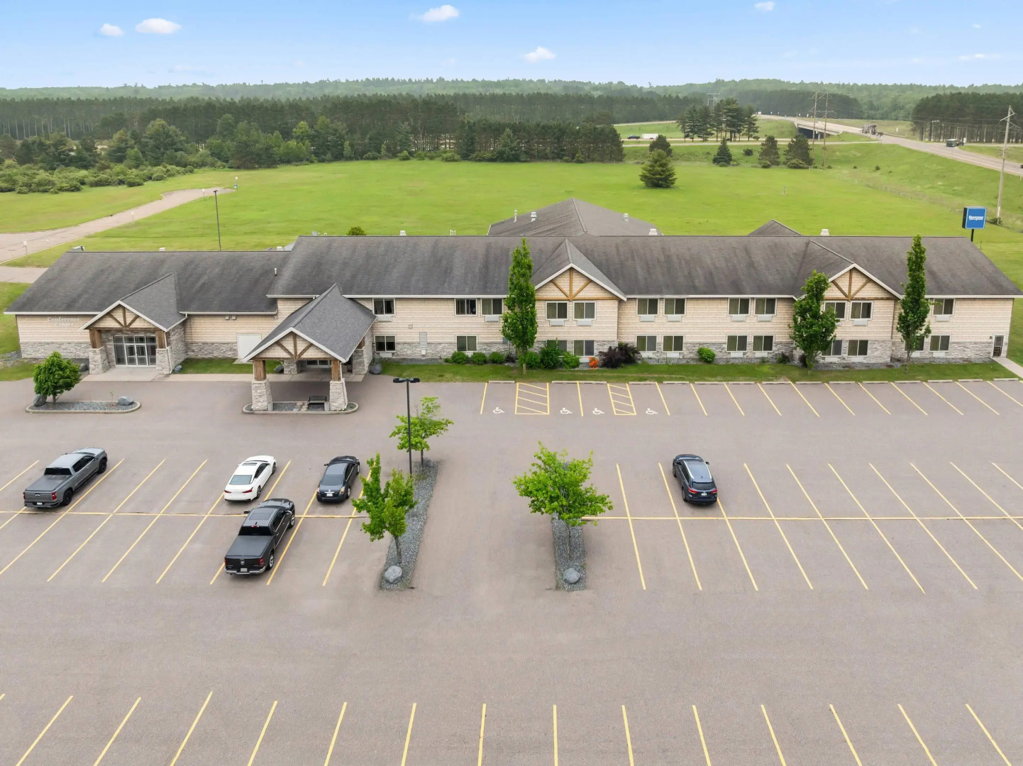 Rodeway Inn & Suites Tomahawk