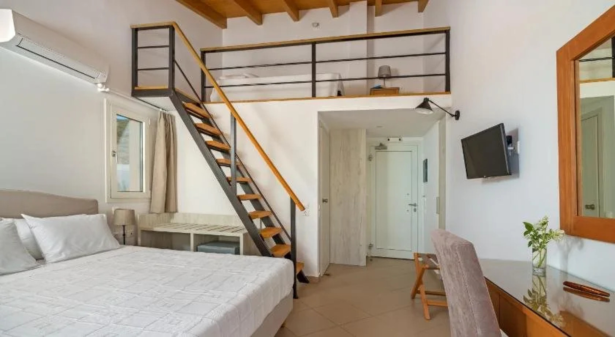 Pelagia Aphrodite Hotel