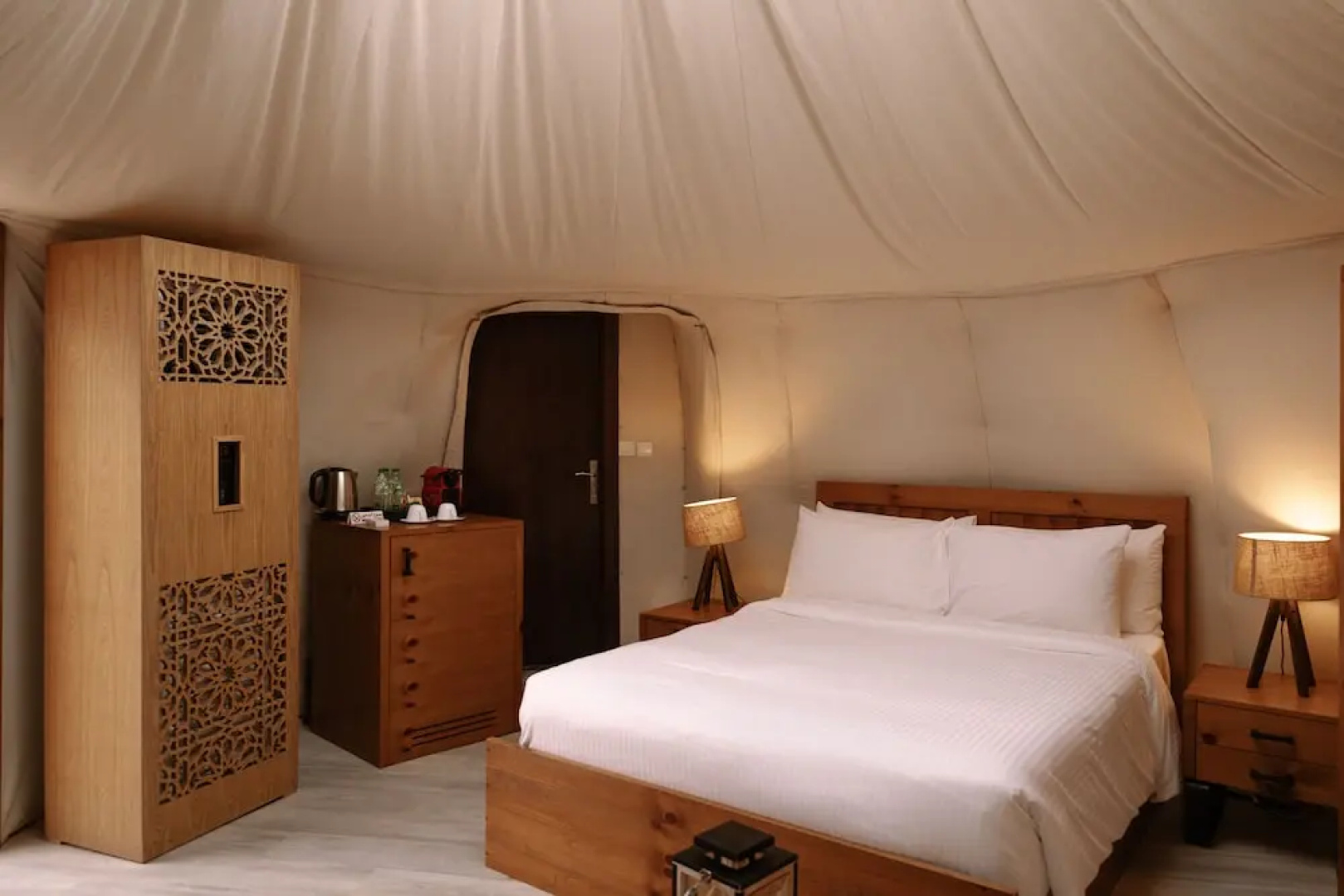 Pura Eco Retreat Jebel Hafit Desert Park