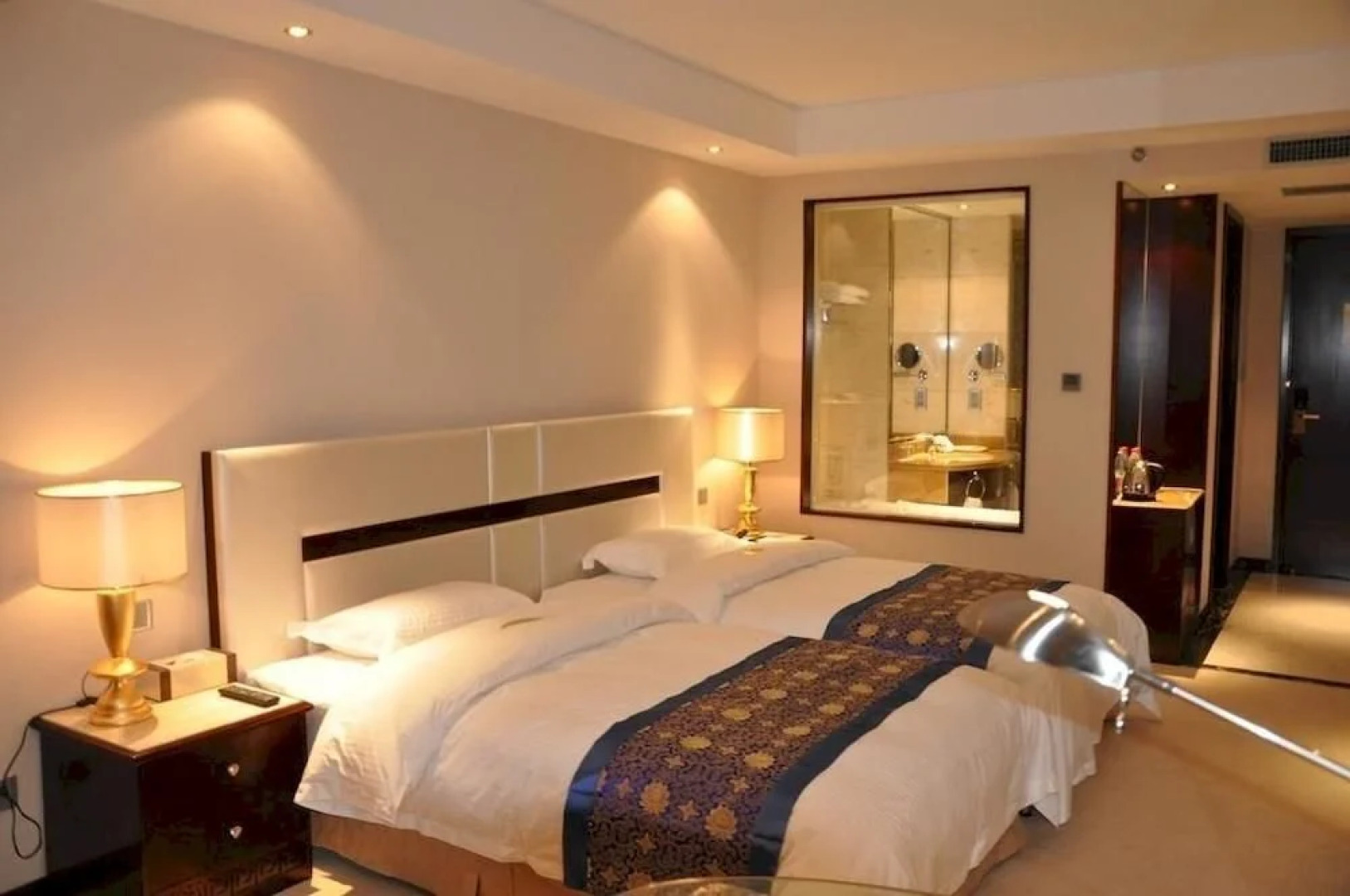 Jining Jinchen International Hotel