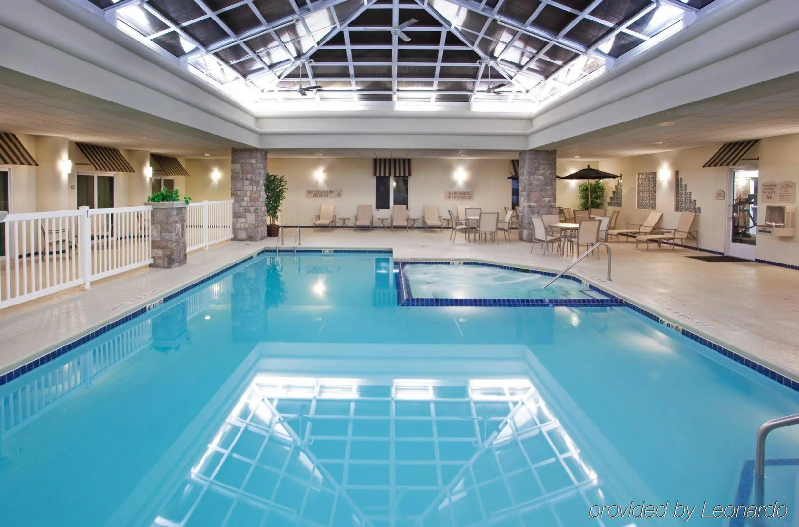 Holiday Inn Express Hotel & Suites Saginaw by IHG