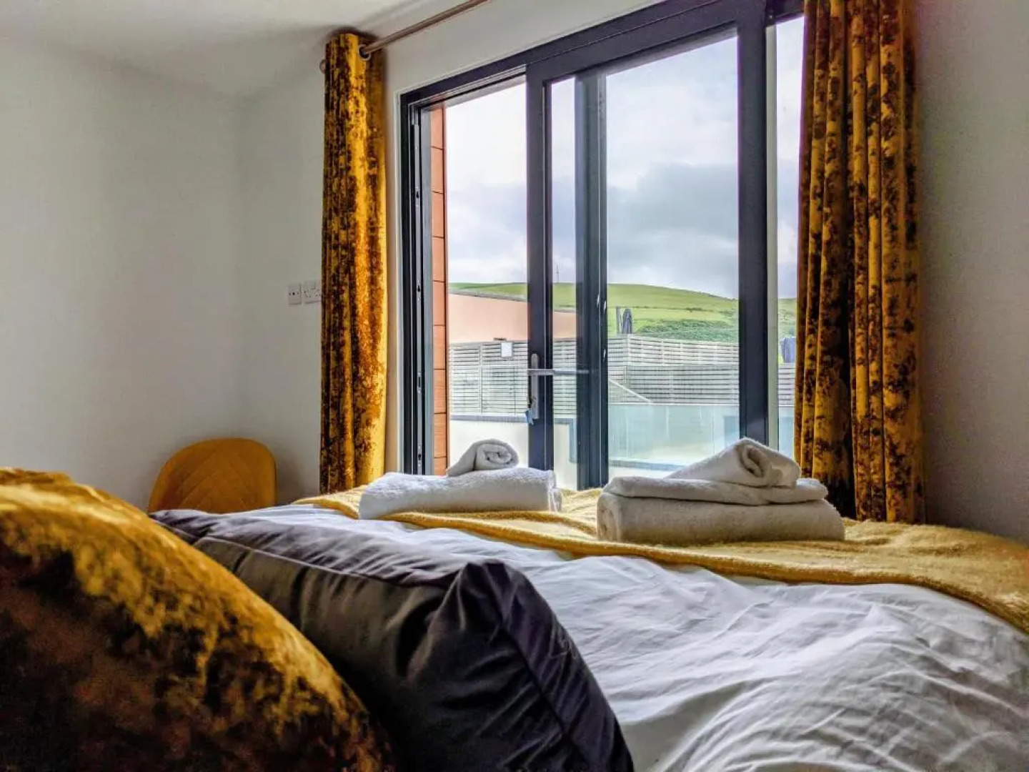 8 Middlecombe - Luxury Apartment at Byron Woolacombe, only 4 minute walk to Woolacombe Beach!