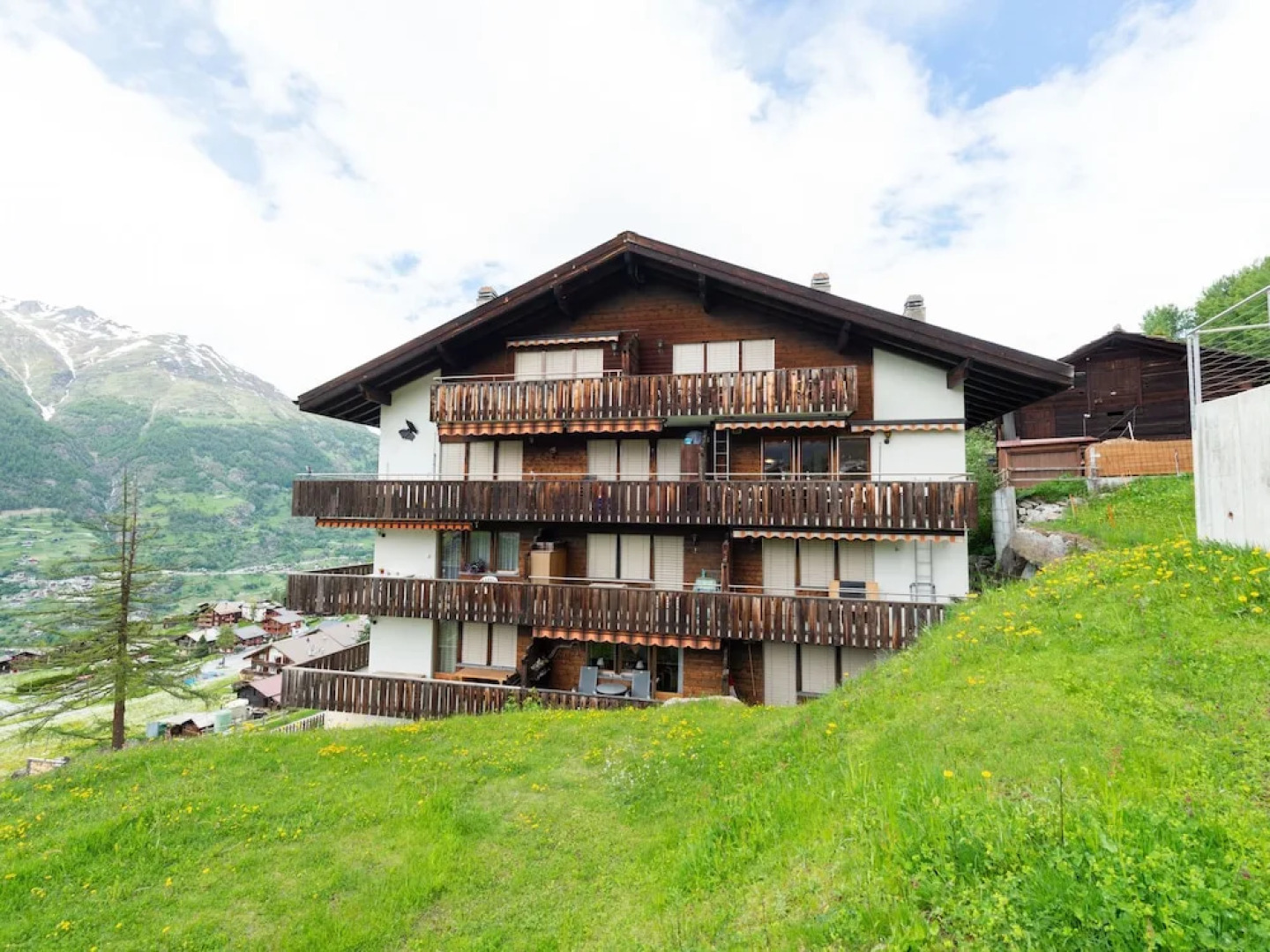 Snug Holiday Home in Grächen With Balcony, Parking and Lift