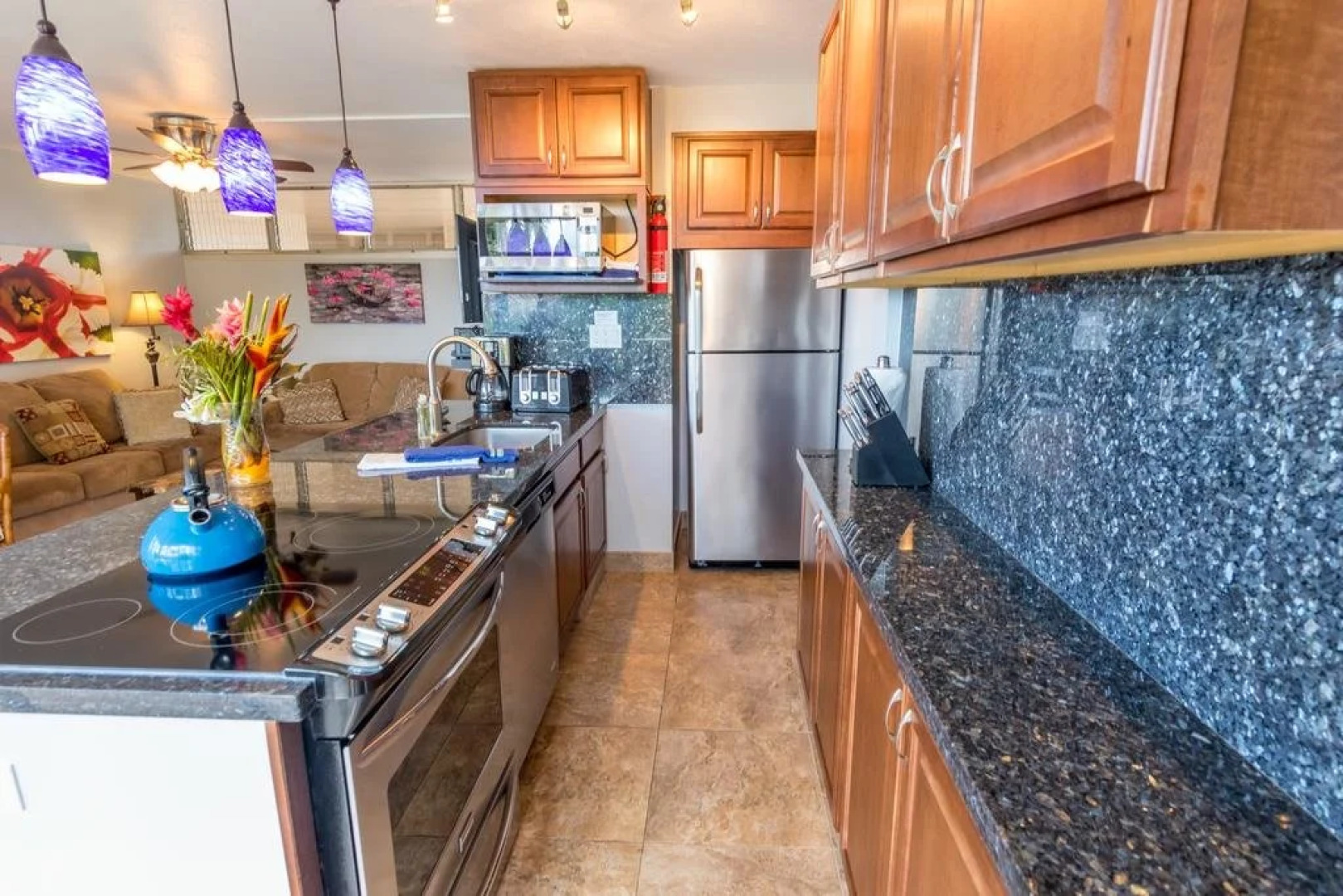 Kamaole Nalu Oceanfront Condo Rentals