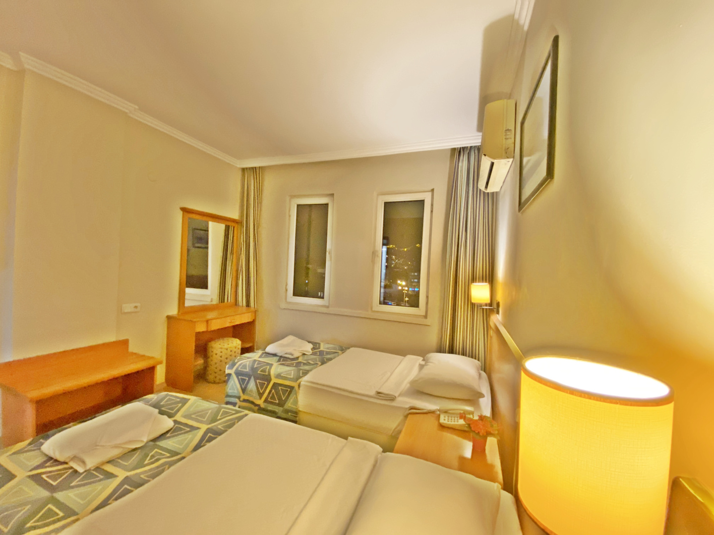 Select Apart Hotel