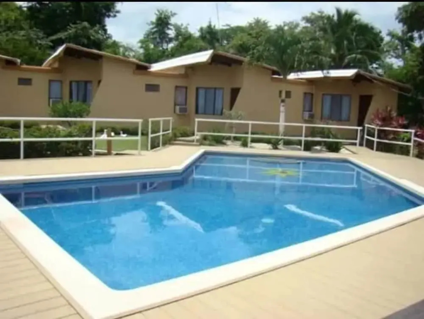 Puerto Carrillo Sunset B&B