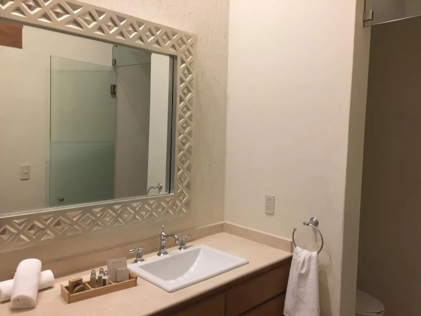 Hotel Lindo Ajijic Bed & Breakfast