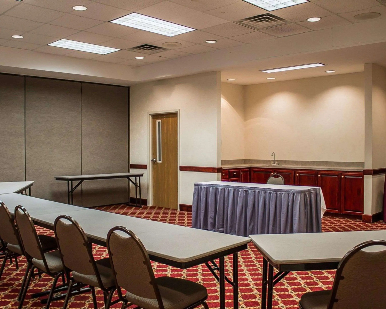 Quality Inn & Suites Bellville - Mansfield