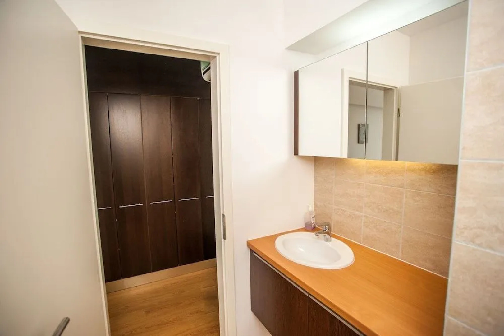 BL YachtClub & Apartments