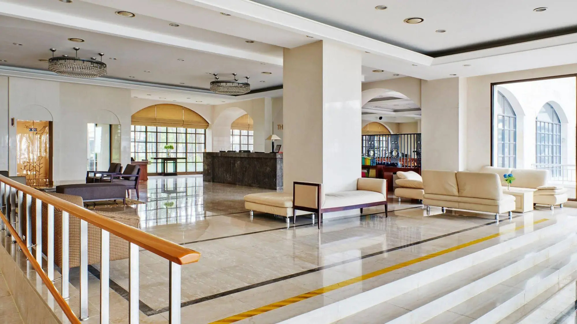 The Suites Hotel Naksan