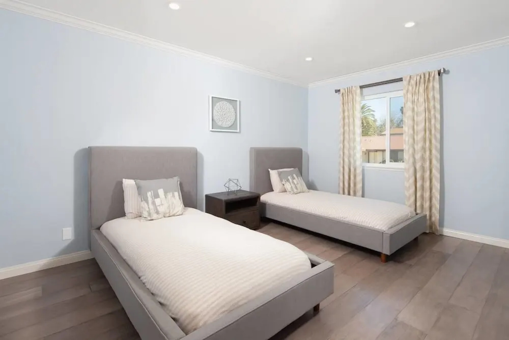 Radiant Estate New Luxury Cali 3 Bd!