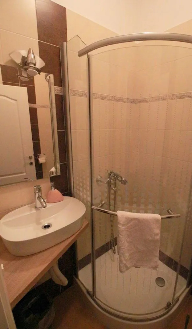 House Fortuna -stone house just few min.from beach