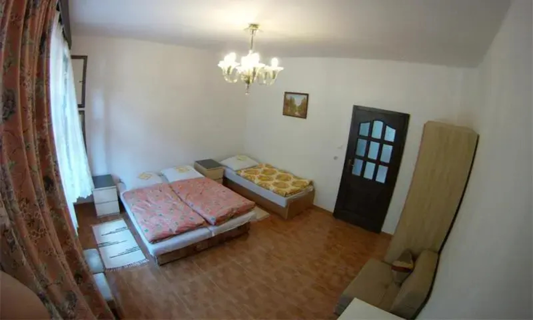 Penzion pod vejmutovym lesom