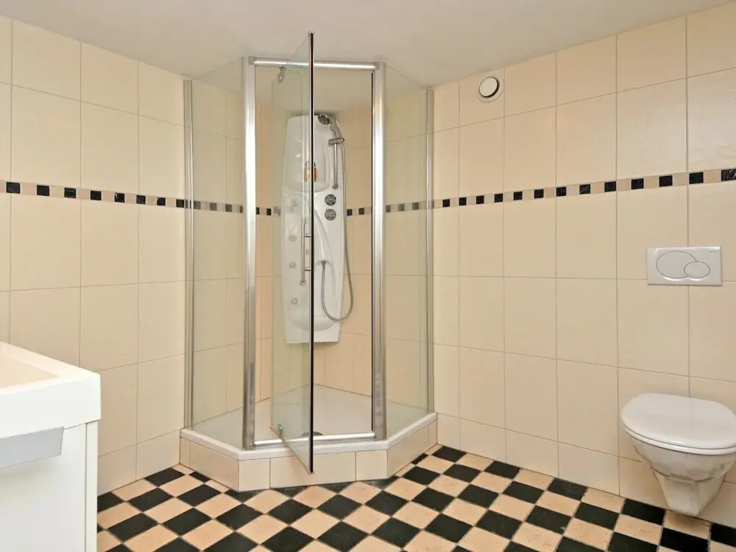 Rural Villa on a Large Estate in Rhenen With Pool & Sauna