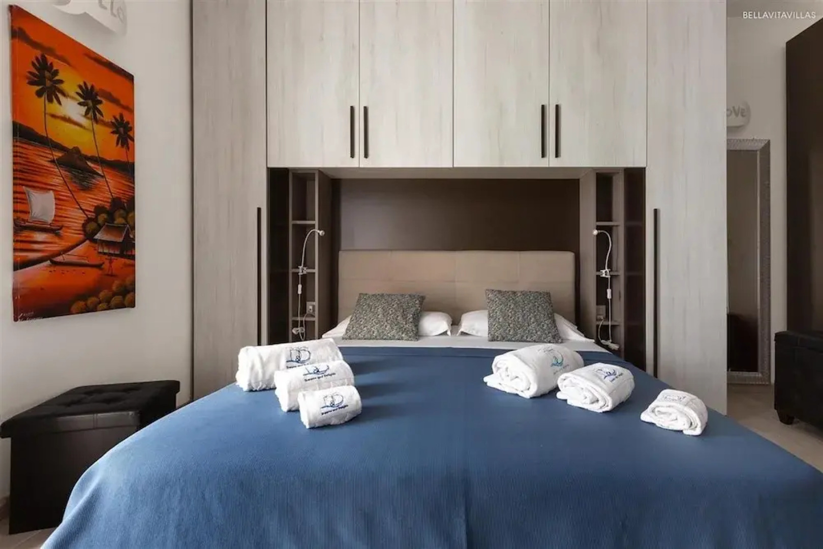 1282 B B Dreams and Delights - Double View Quadrupla