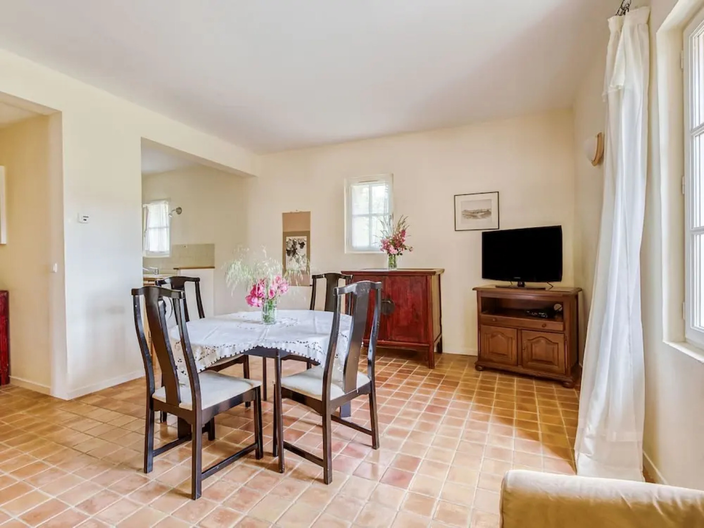 Secluded Holiday Home in Rustrel With Swimming Pool