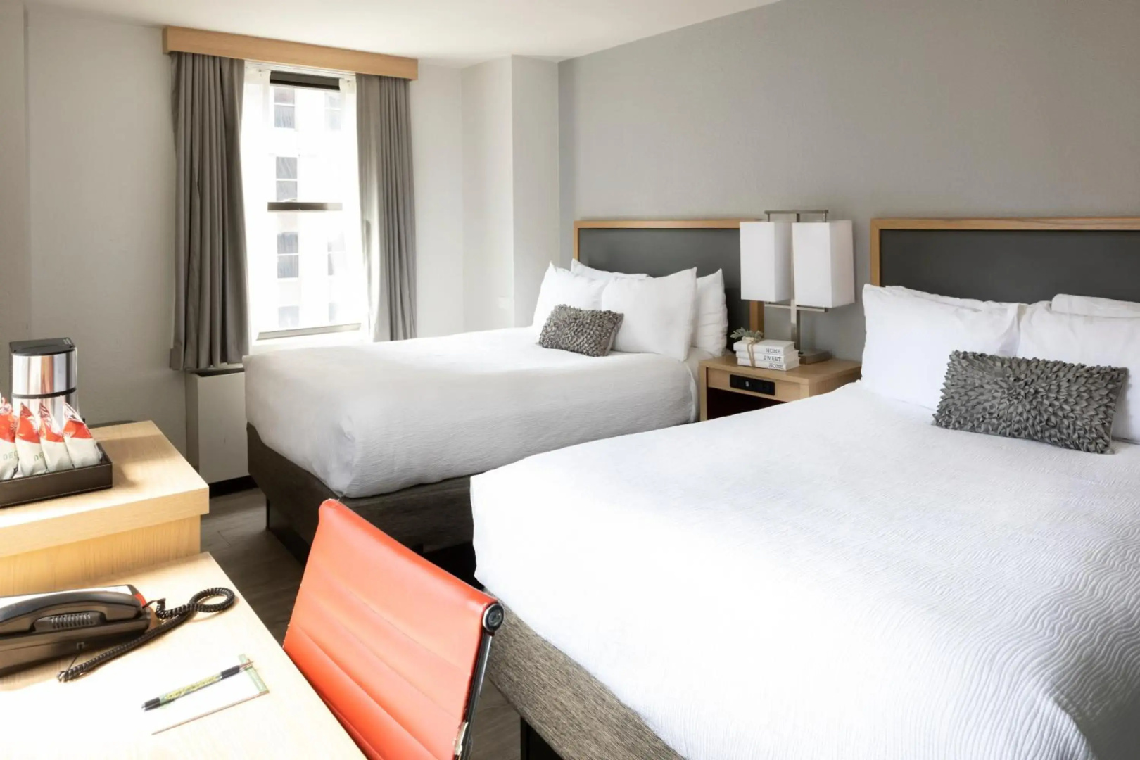 Hotel Saint Clair- Magnificent Mile