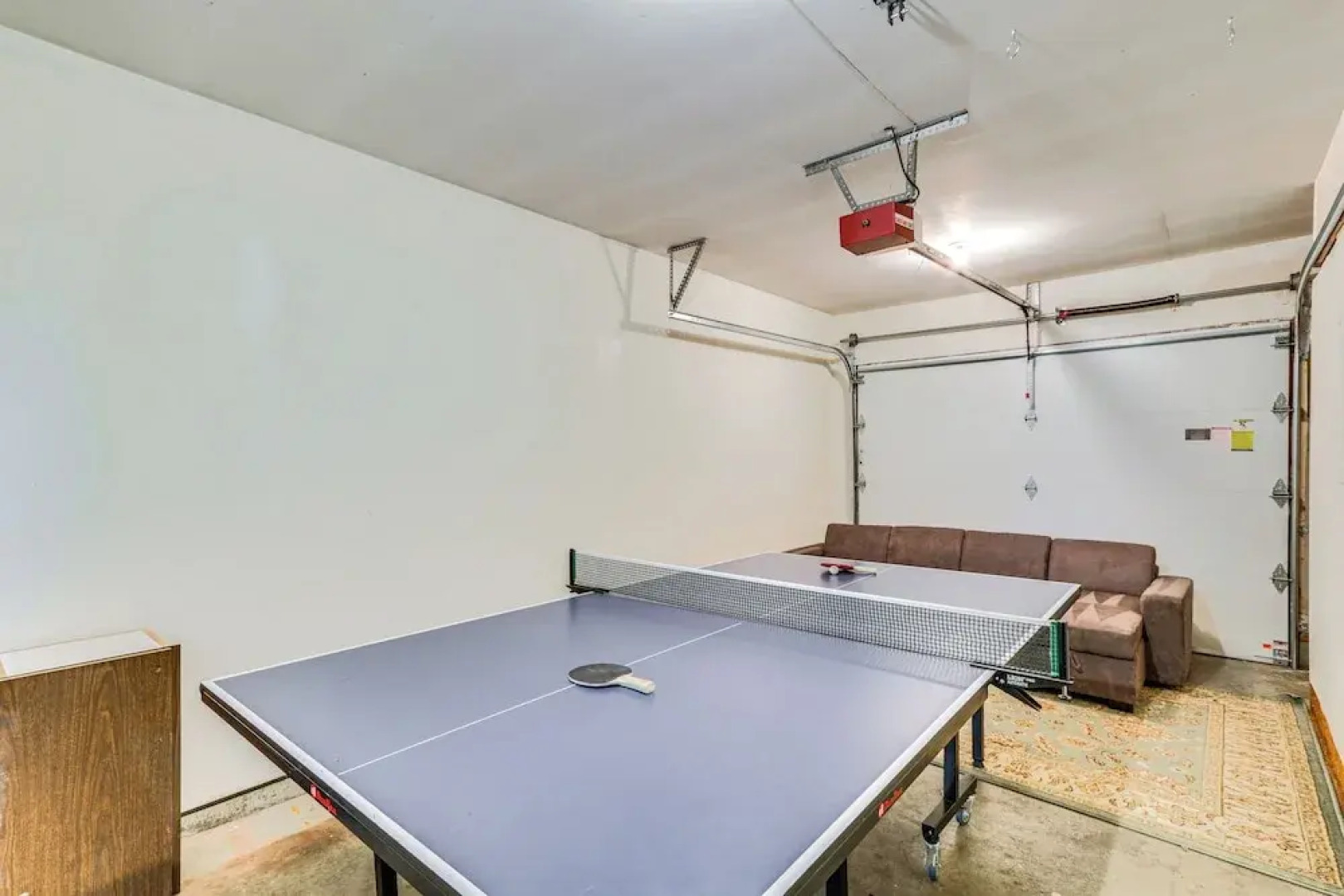Pet-friendly Gem w/ Ping-pong Table in Oregon!