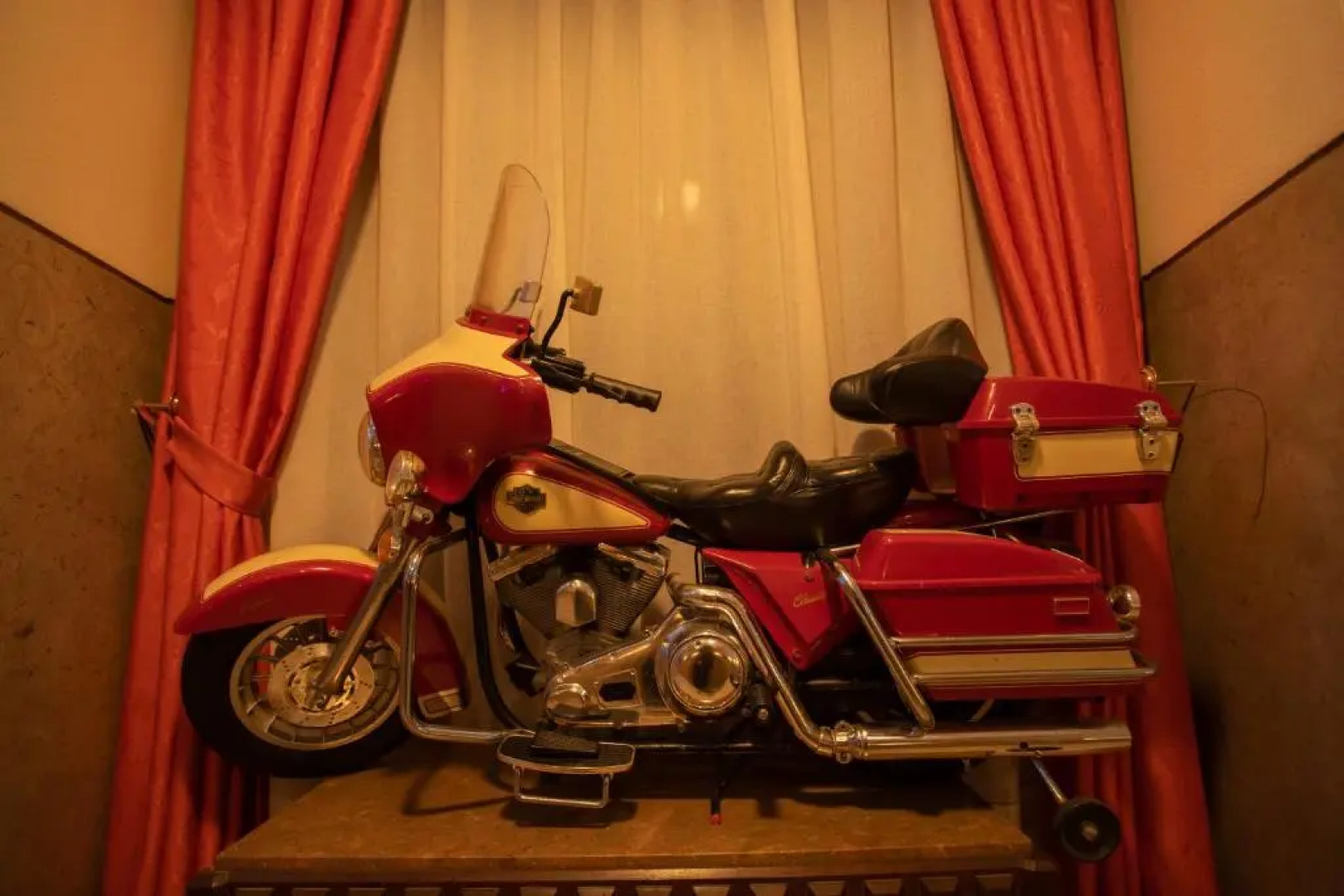 Pão de Açúcar – Vintage Bumper Car Hotel