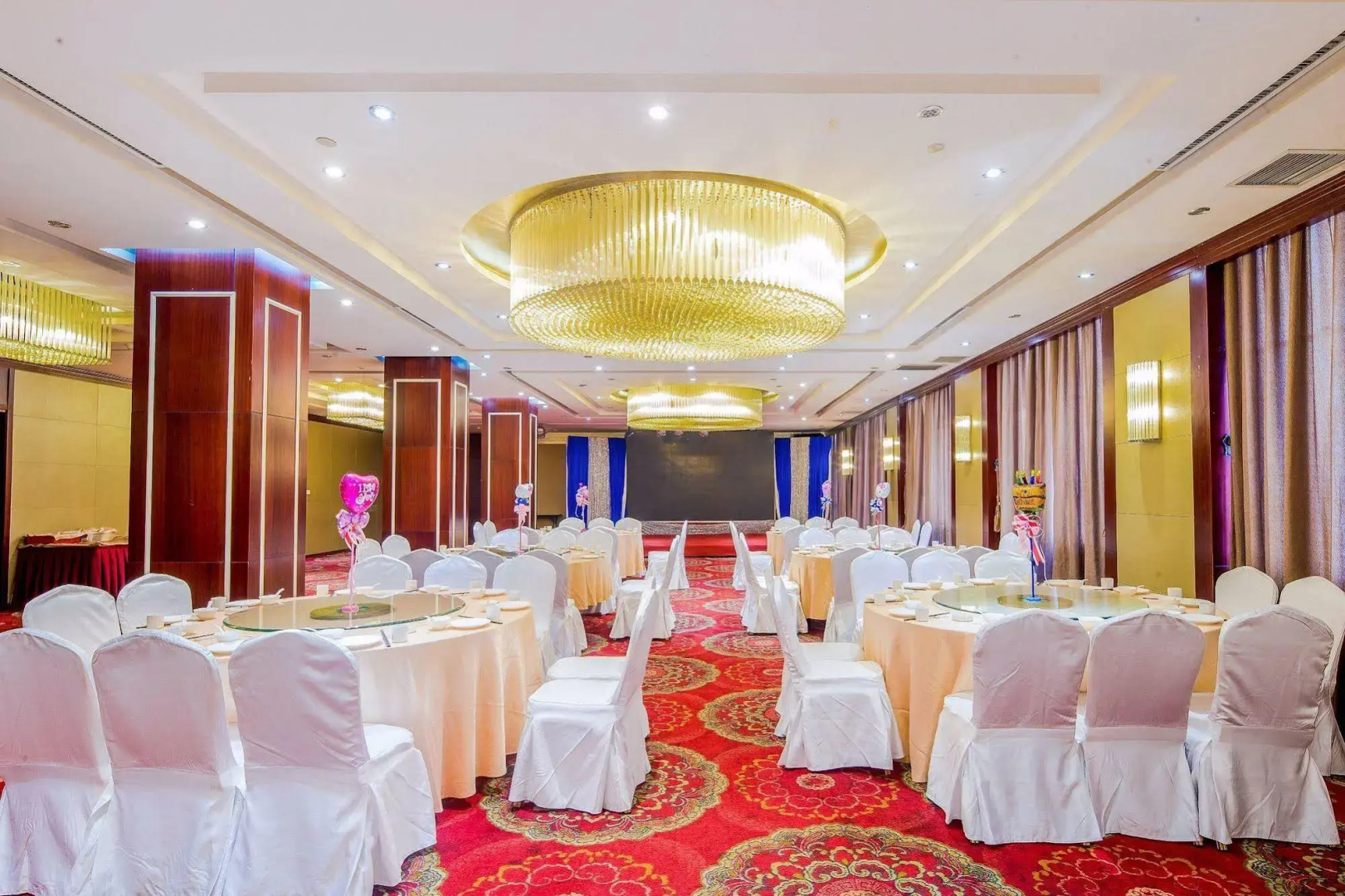 Fengyan Jianguo Hotel