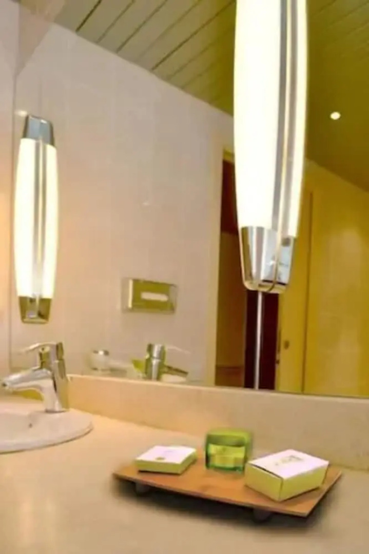 Hotel Logis de Lyon Est