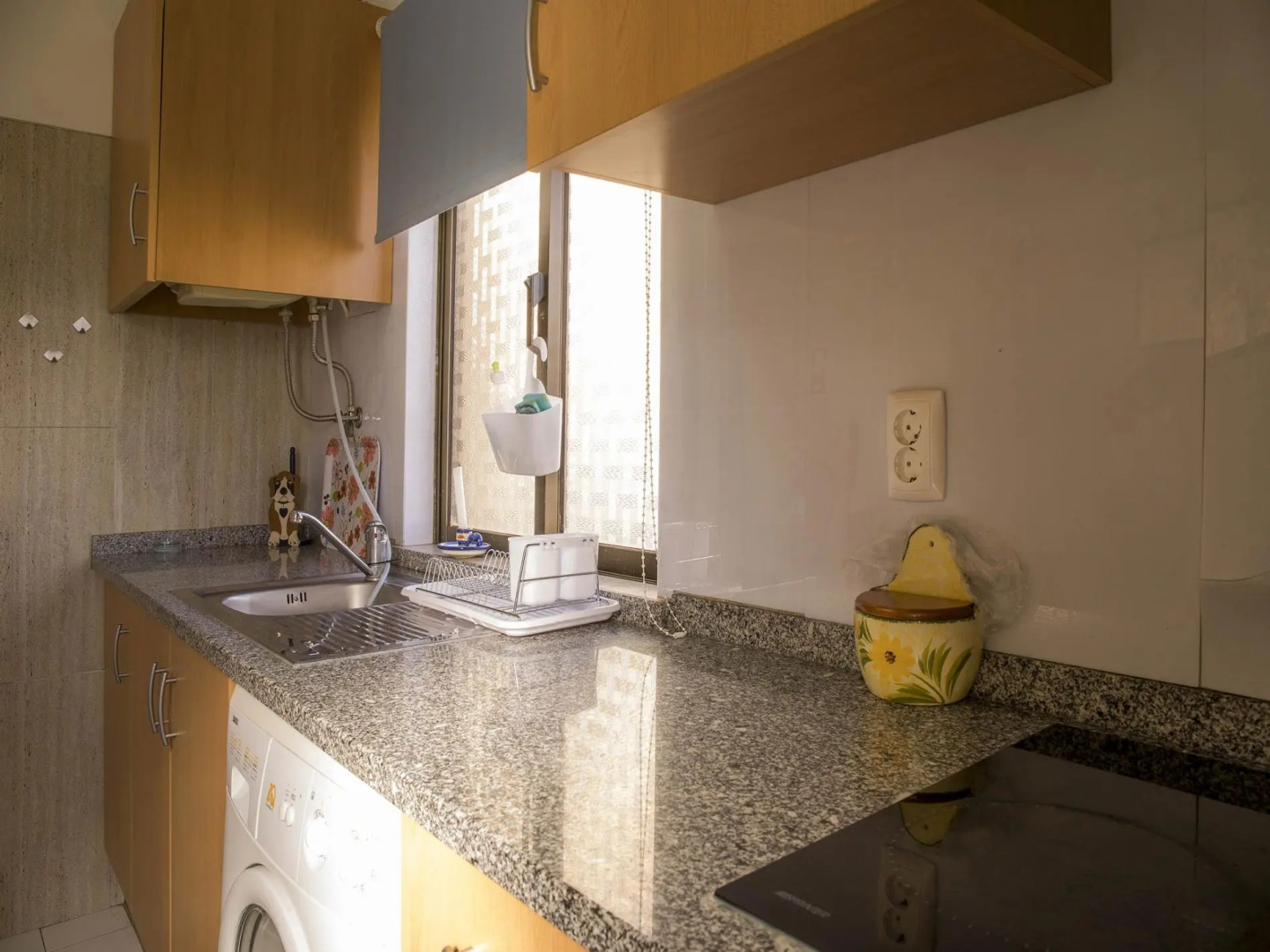 A27 - Secluded Apartment 2 Minutes from the Center