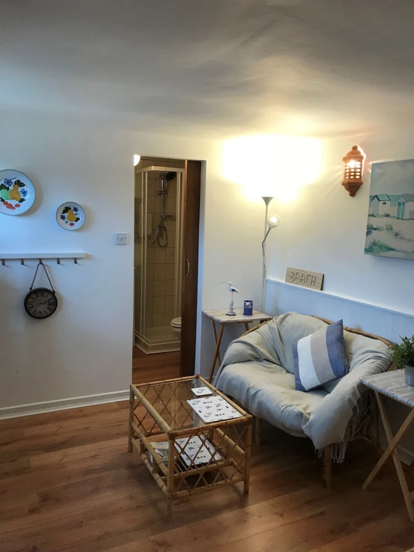 The Surf Hut at Beachcomber cottage