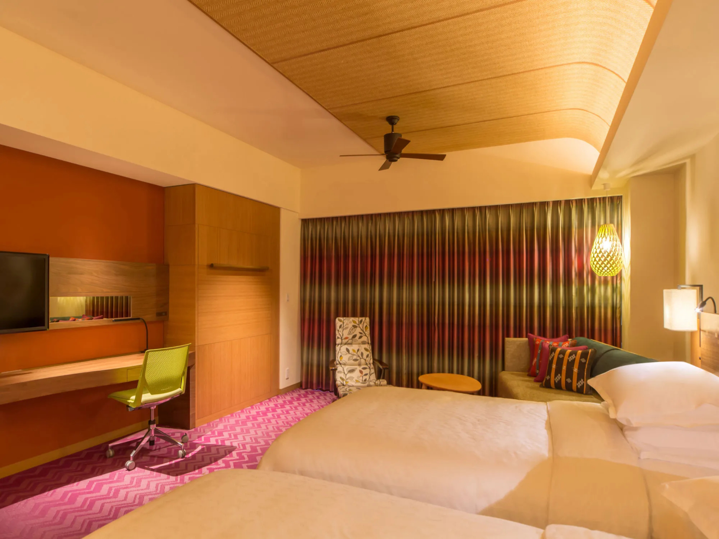 Sheraton Okinawa Sunmarina Resort