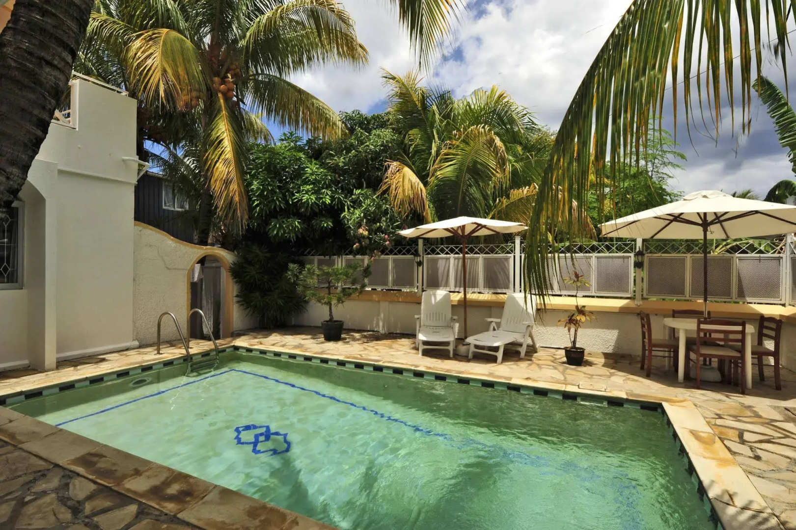 Rayan Tourist Villa
