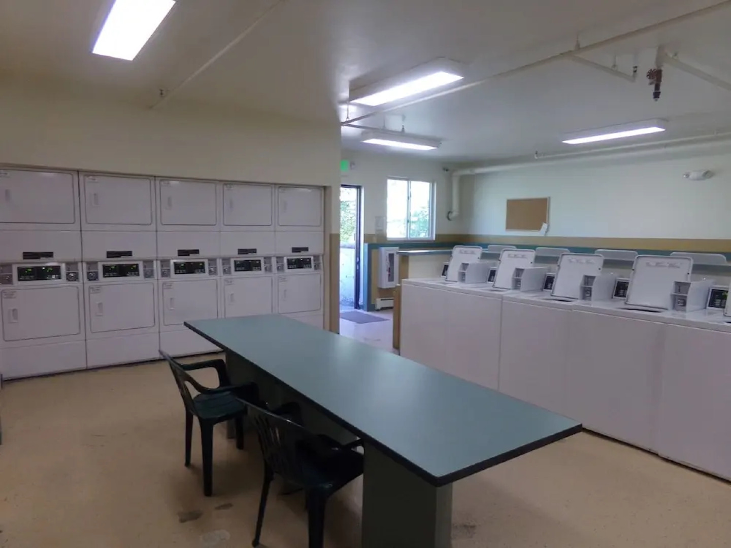 Three House 2 Bed 2 Bath THWC