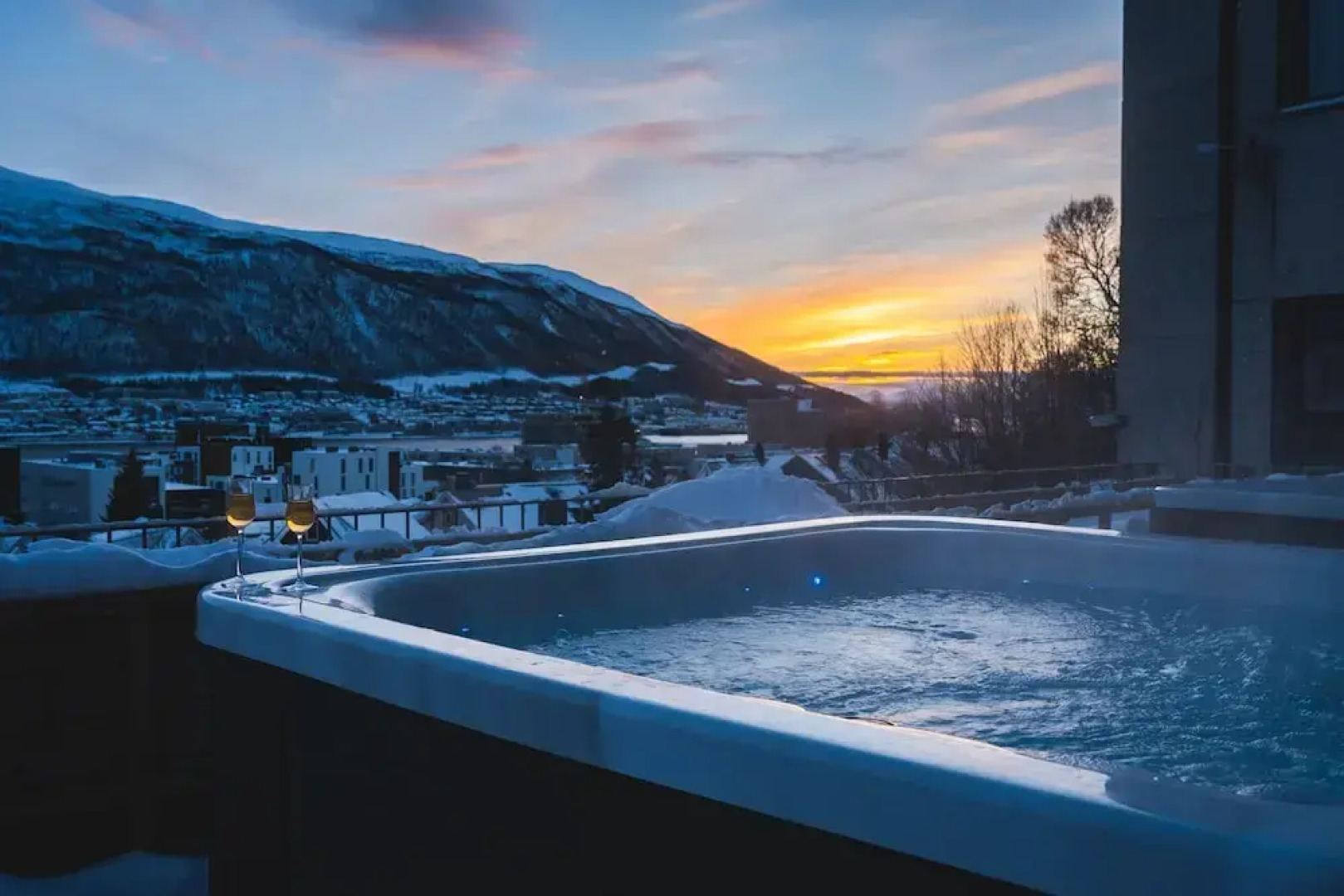 Enter St. Elisabeth Hotel