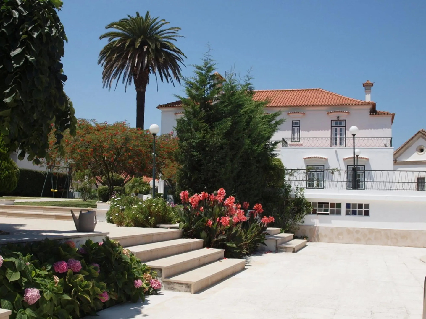 Sprawling Villa Near Alenquer