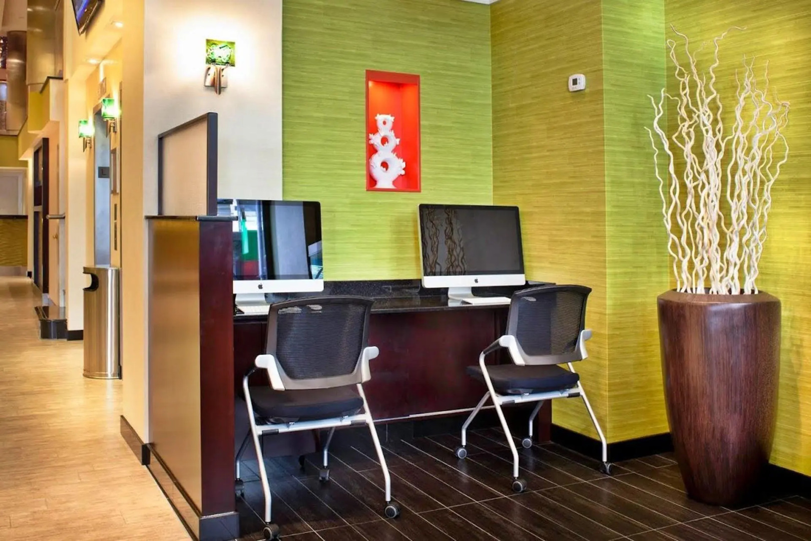 Nyma, The New York Manhattan Hotel