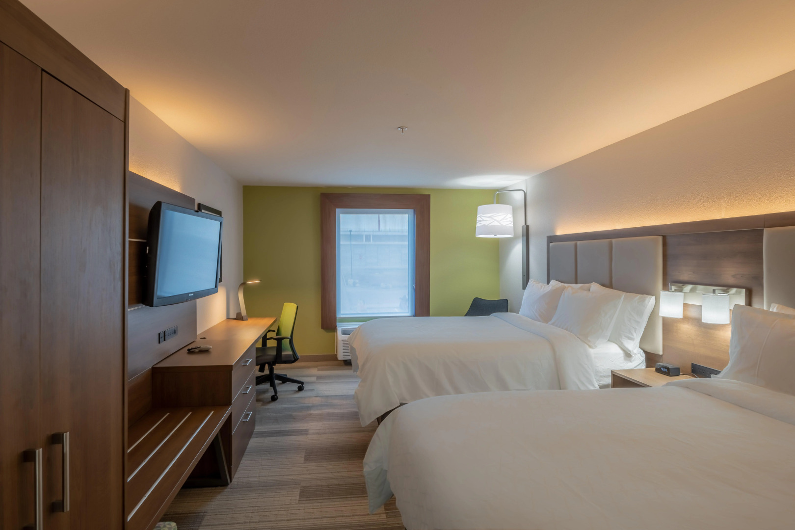 Holiday Inn Express & Suites N Waco Area - West by IHG