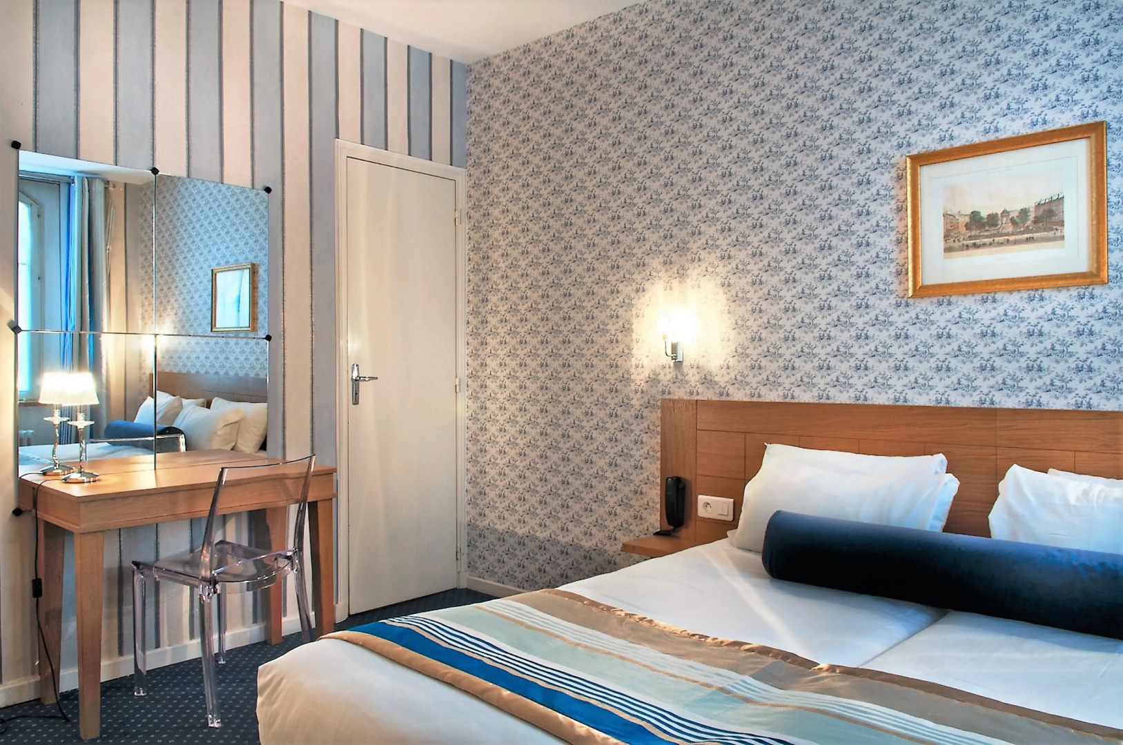 Hotel Romance Malesherbes by Patrick Hayat