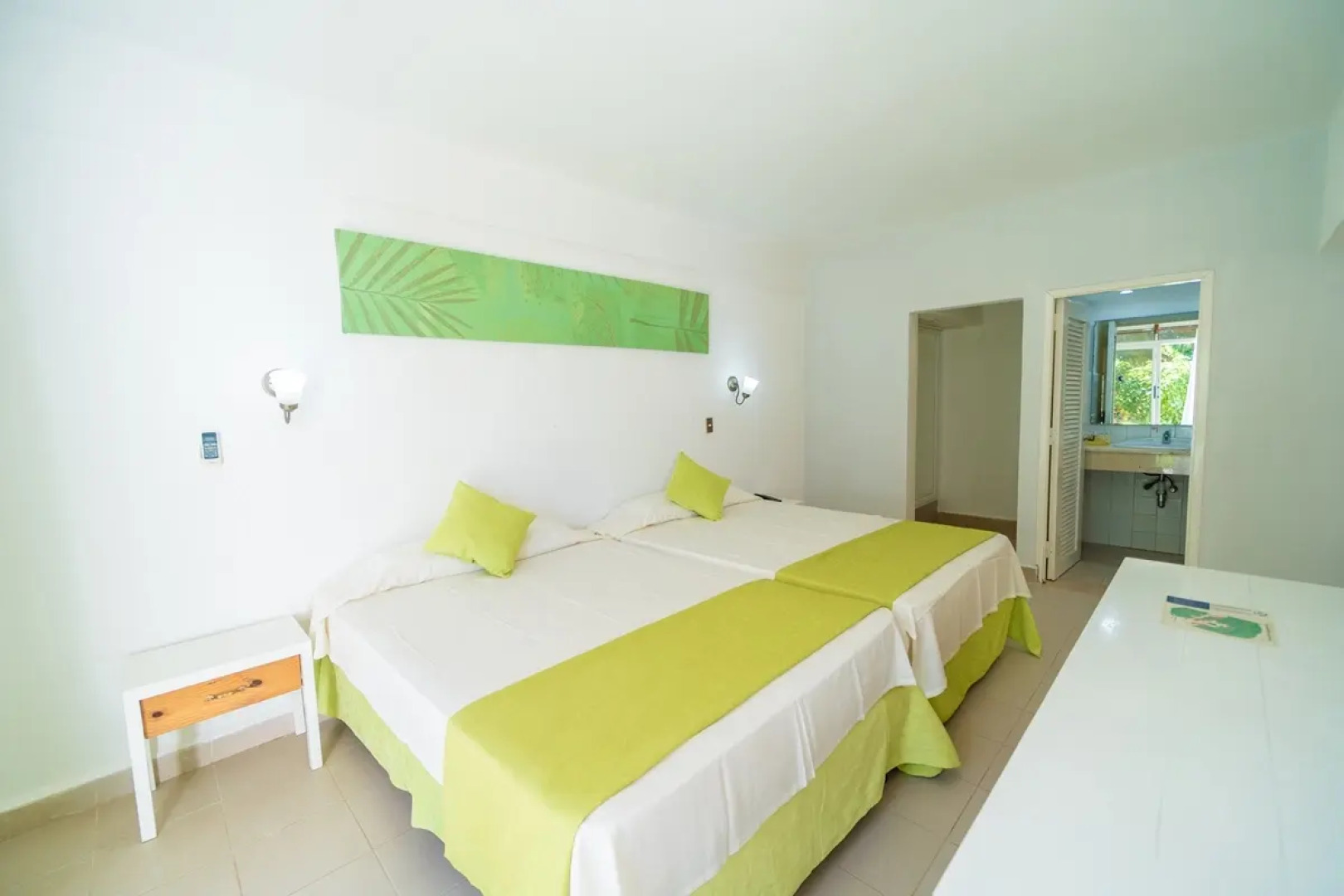 Resonance Blu Santa Maria