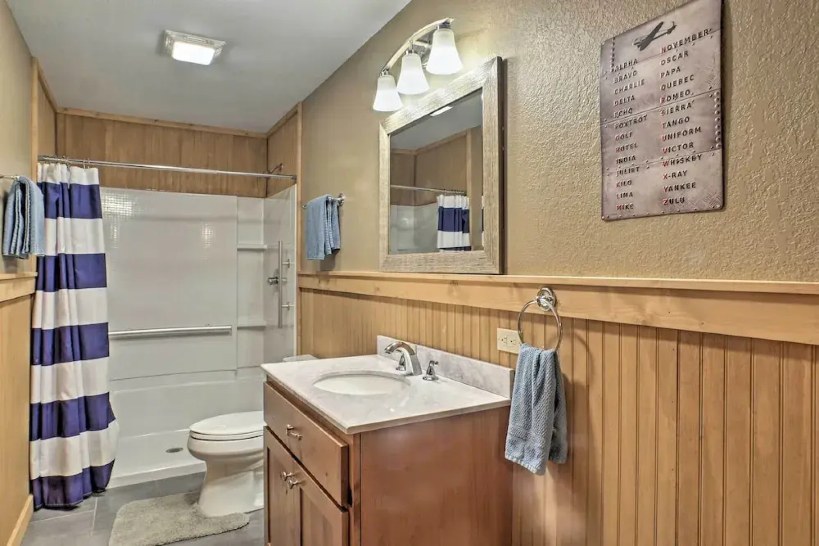 Guntersville Cabin w/ Lake Views!