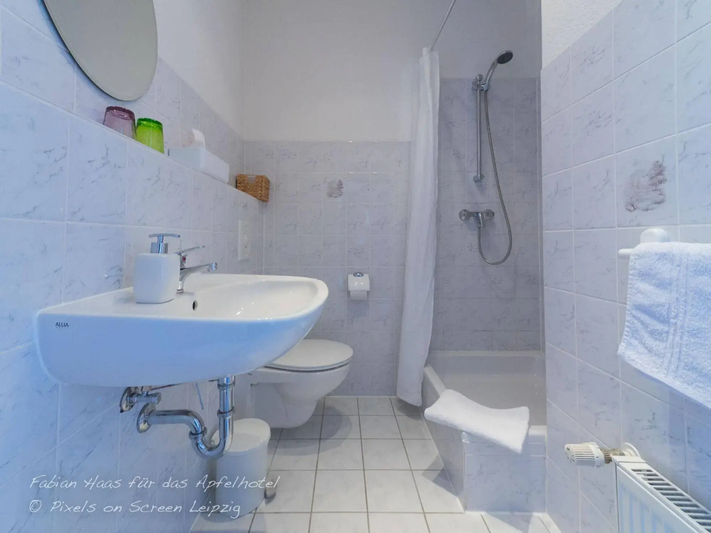 Apfelhotel mit Streusel