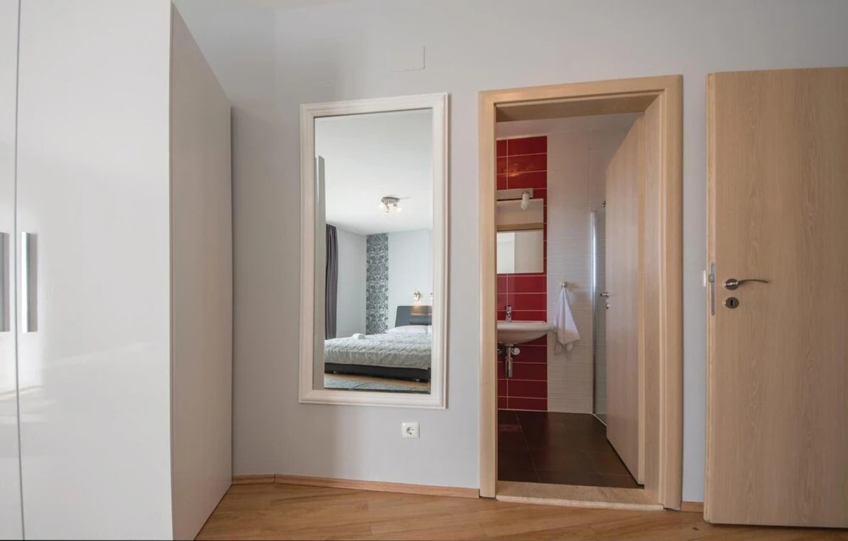 Awesome Home in Solin With Sauna, Wifi and 5 Bedrooms