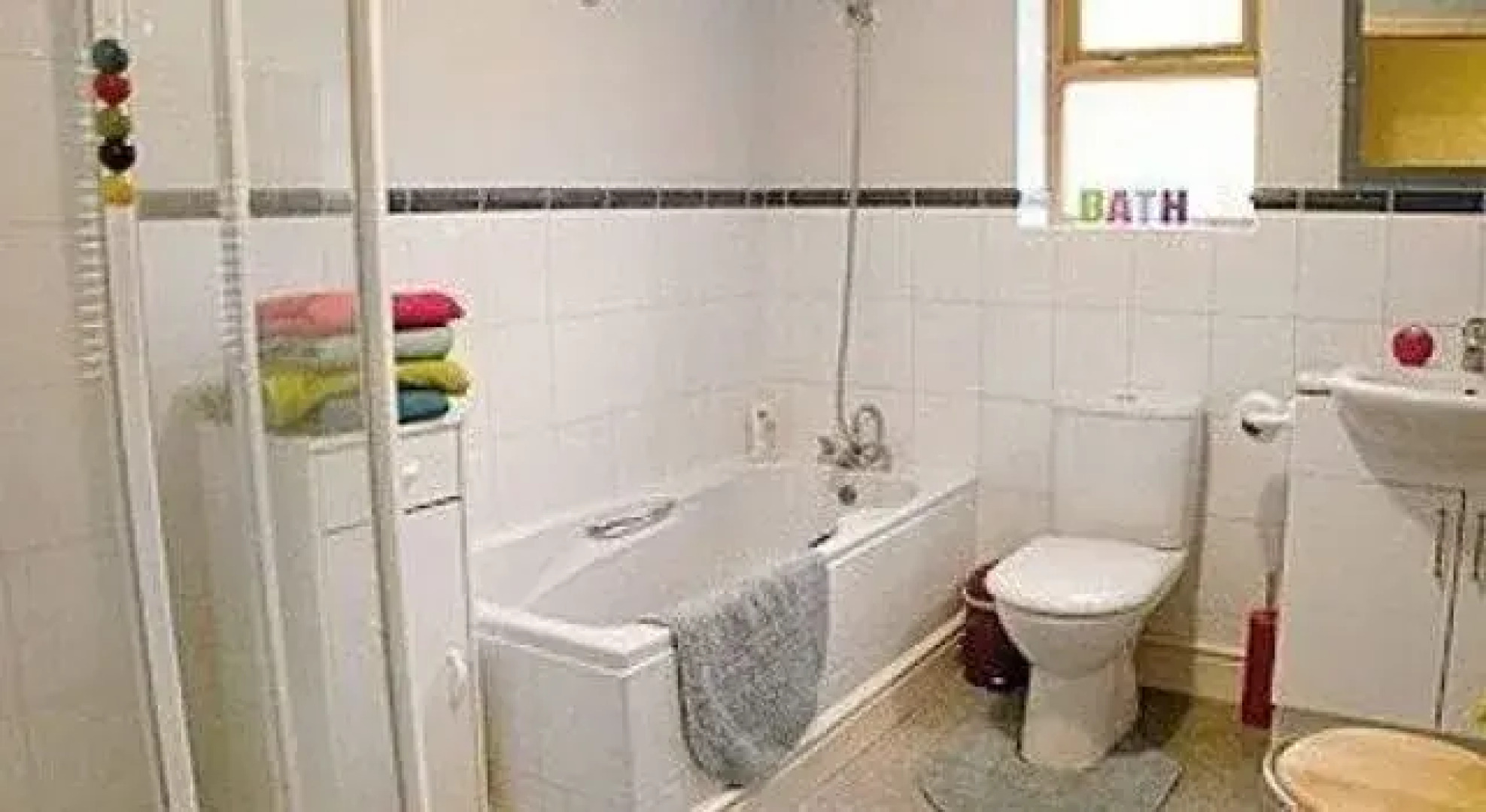 Bronhaul Farm Cottages