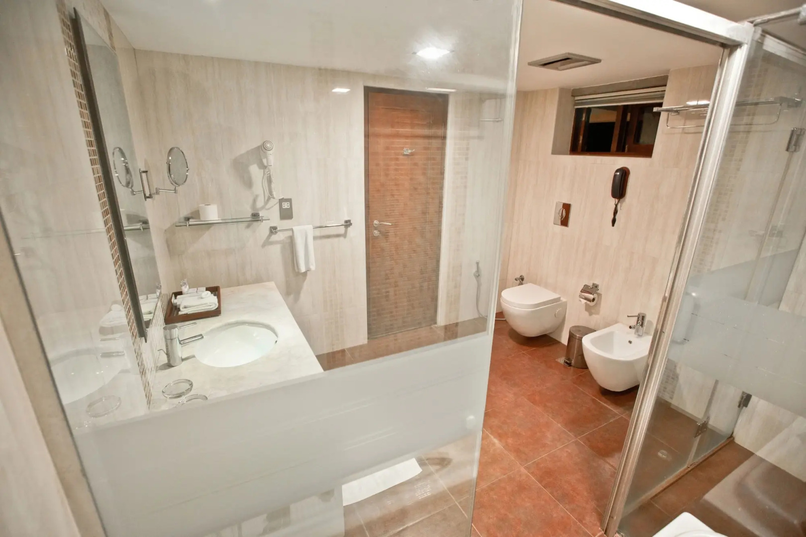 Sterling Lake Palace Alleppey