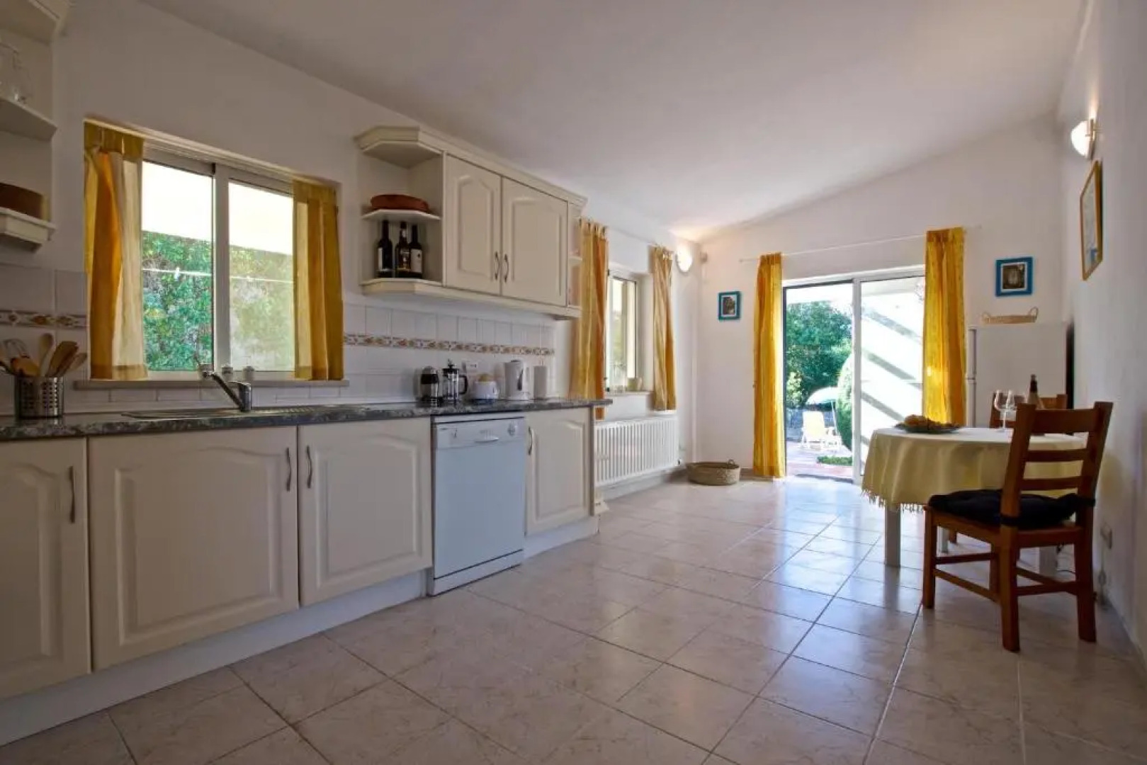 Casa Canela by Portucasa