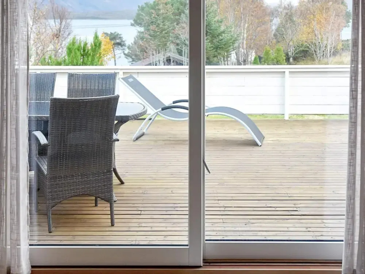 10 Person Holiday Home in Midsund