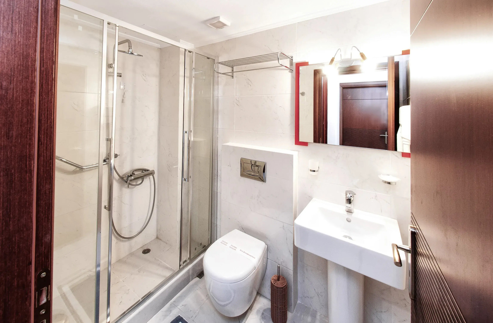 Karras Grande Resort