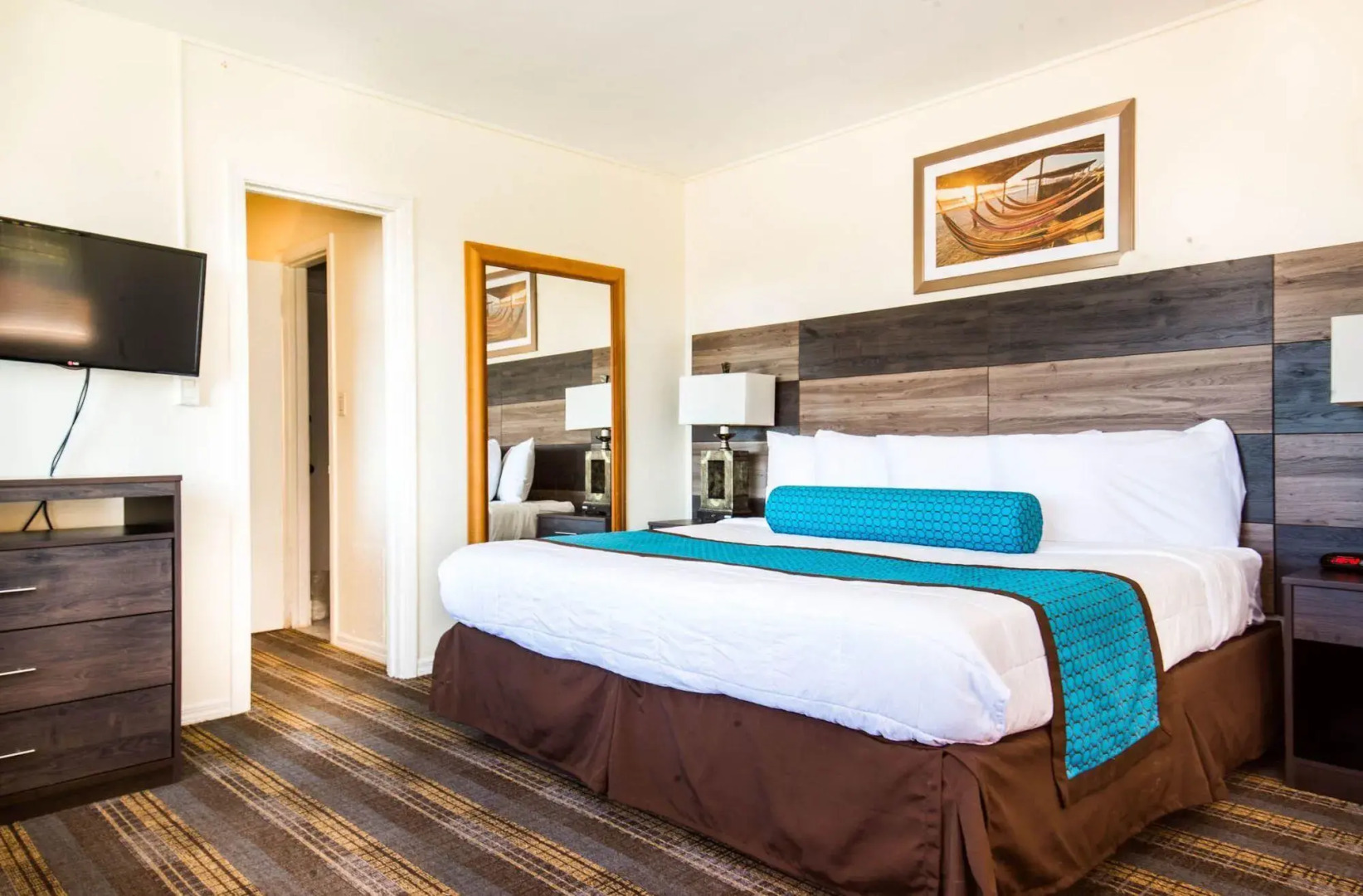 Ocean Club Treasure Island Hotel