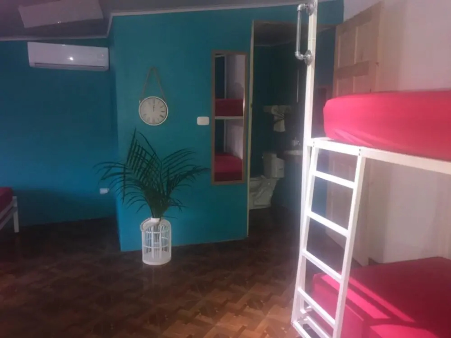 Nomadas Paradise House